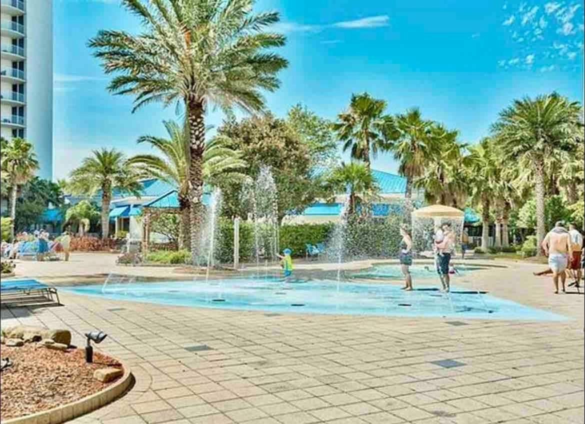 Pink Sunsets At The Palms Of Across From Beach, Heated Pool Shuttle & Dining Hébergement de vacances Destin
